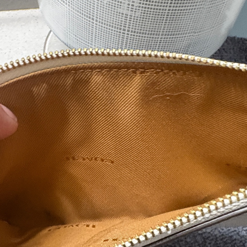 Coach Ivory Leather Wristlet - Picture 2 of 5